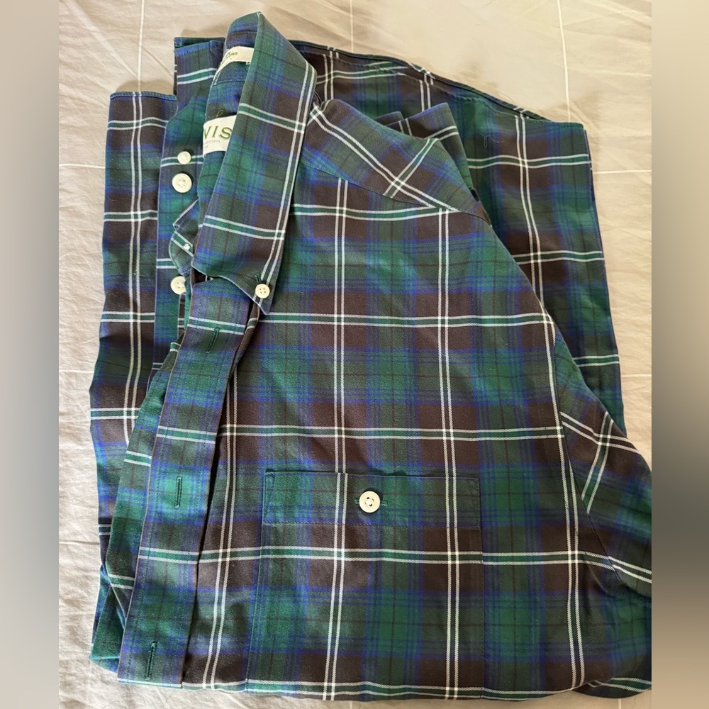 Orvis long sleeve button down collar shirt.  L